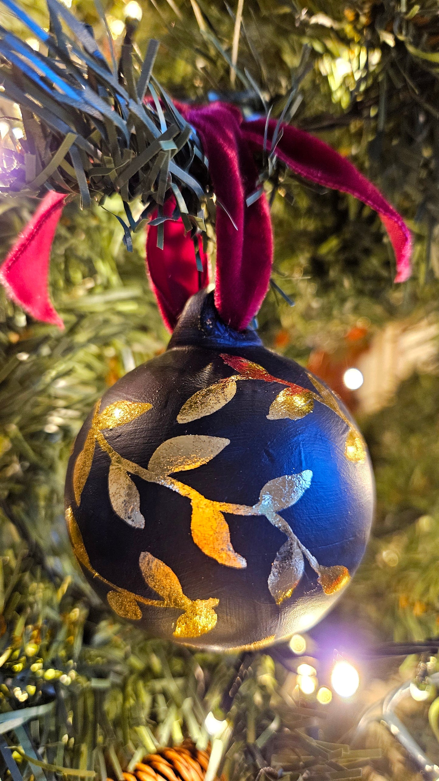 Bauble - Ceramic, hand-painted